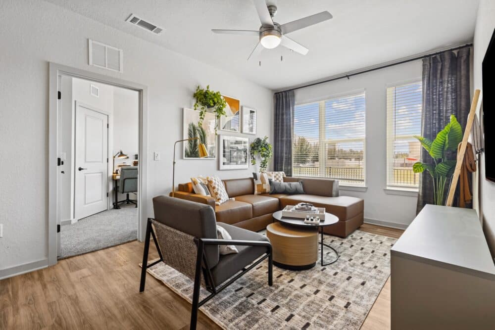 aperture-0825-sho-model-livingroom-3